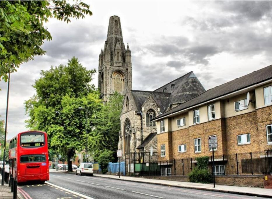 Charming Hotel Laundry Near Tufnell Park London Exterior photo